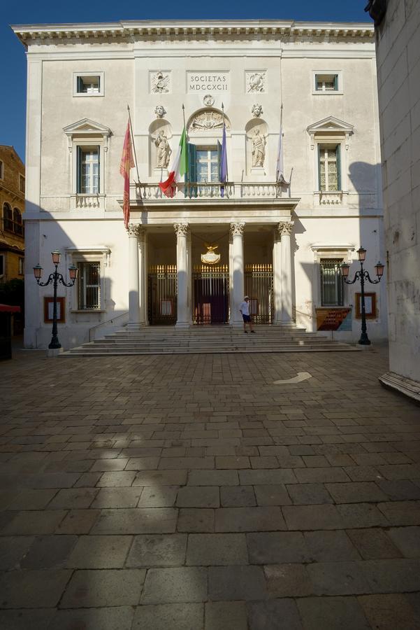 La Fenice Apartahotel